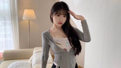 高端精品00后小妹